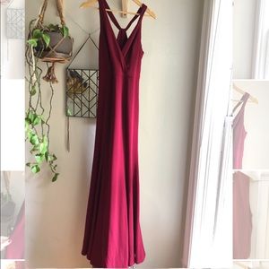 Lulu’s Sienna twist back dress